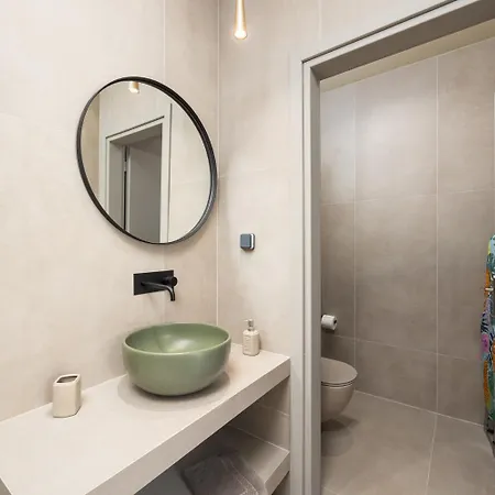 Selena Vila Katelios